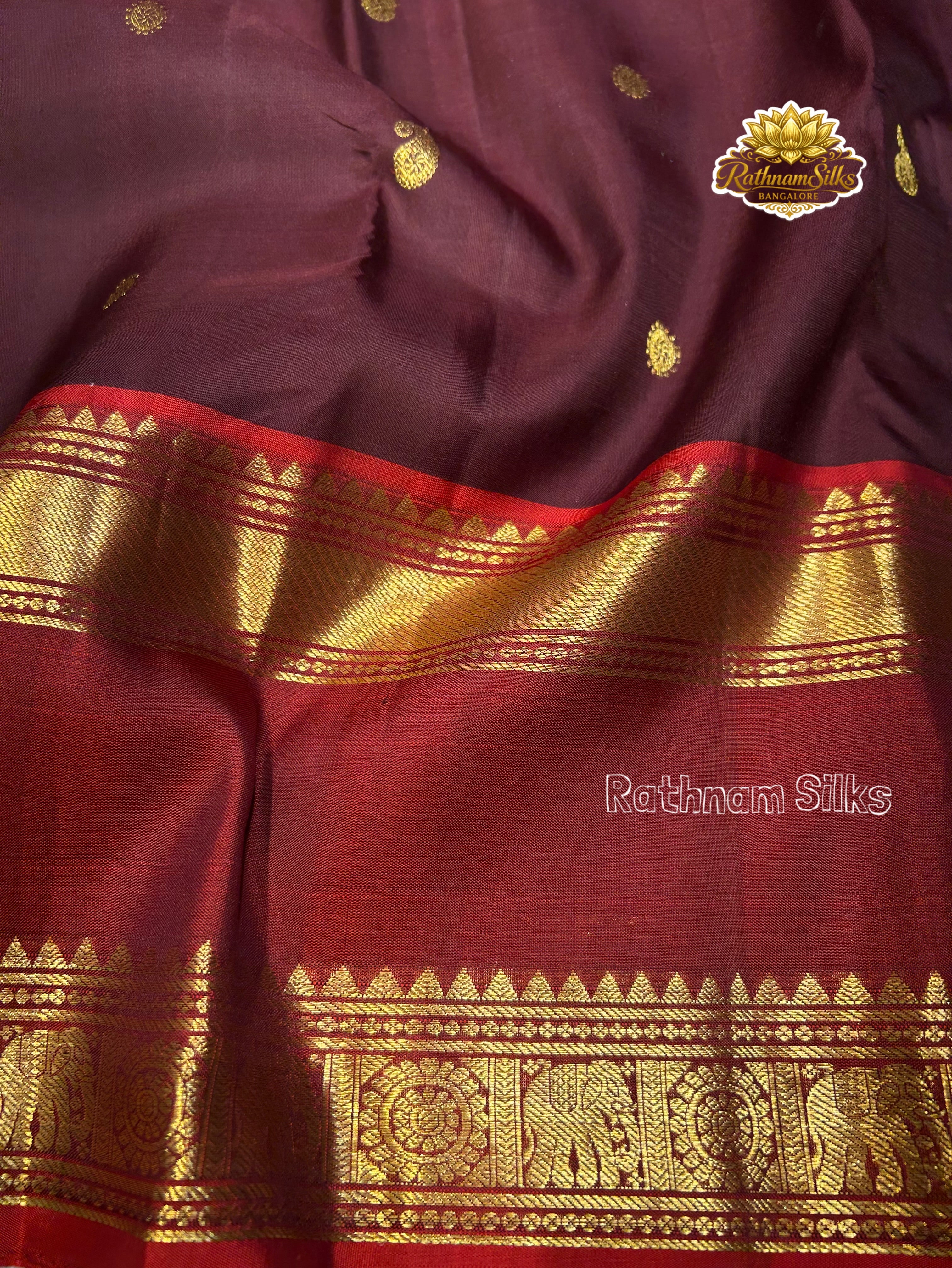 Pure Kanjivaram Silk Secondary image