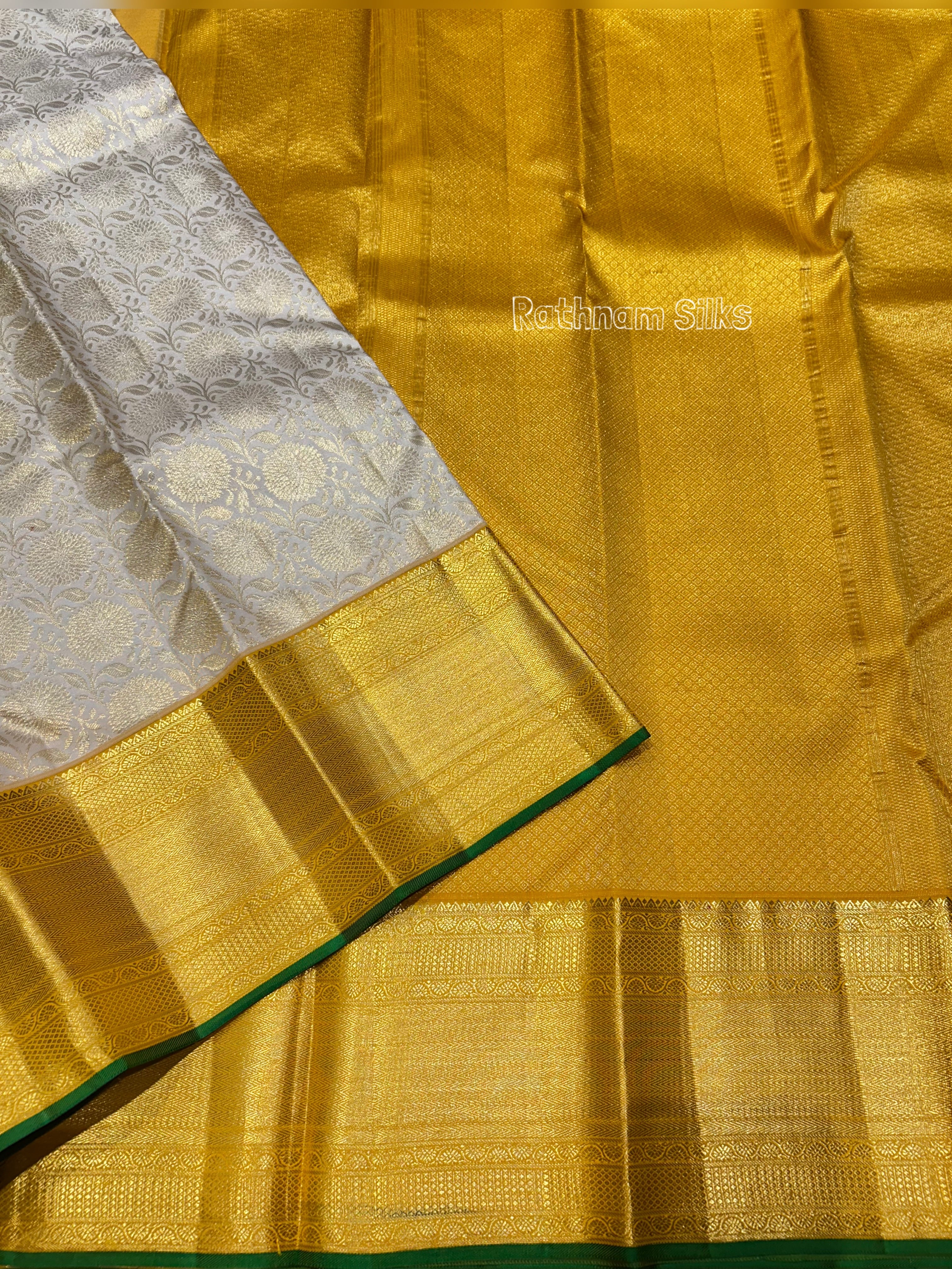 Pure Kanjivaram Silk Secondary image