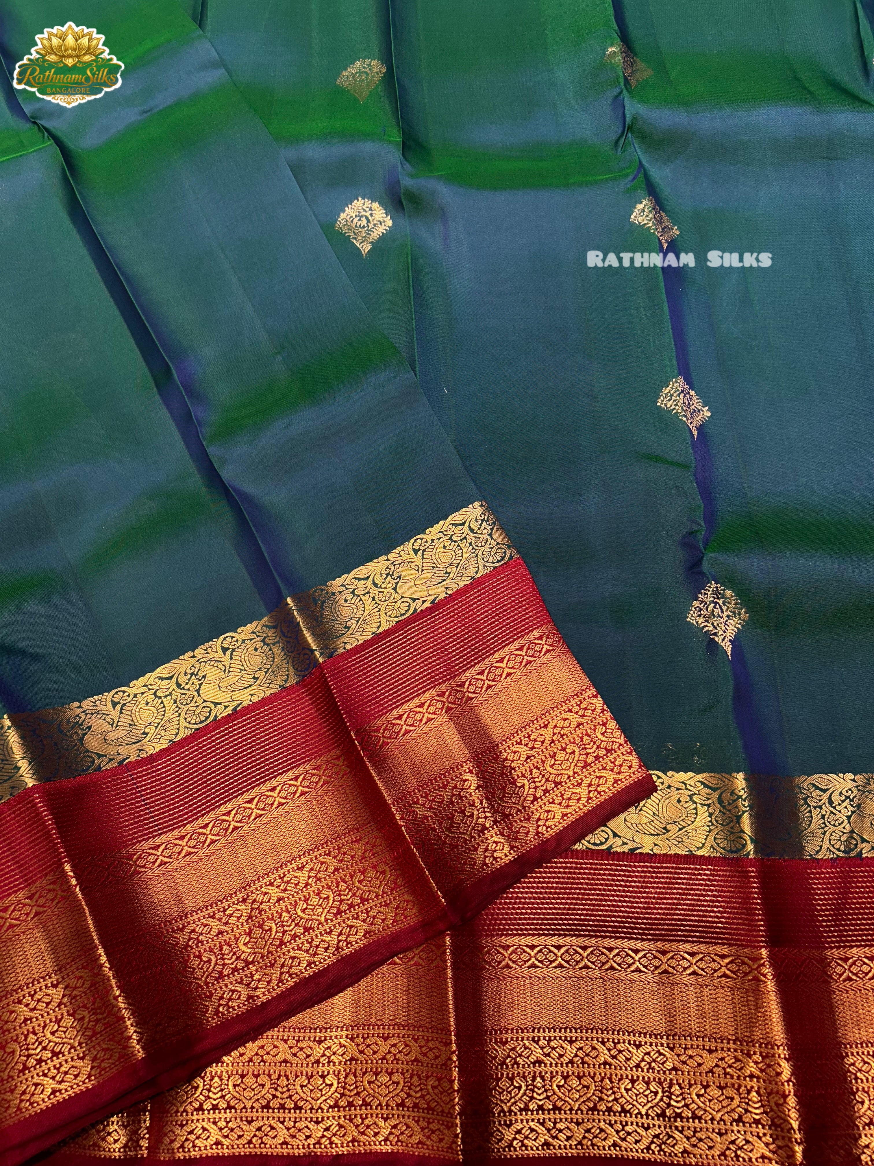 Pure Kanchipuram Silk Secondary image
